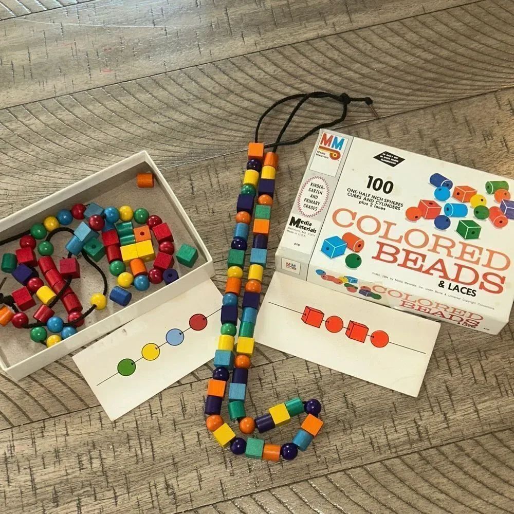 Made in 🇺🇸 Colored Beads & Lace Set 1985 Kick it Old School 🏫 Grades K-5 RETRO